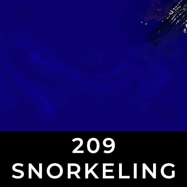 Layla 209 Snorkeling
